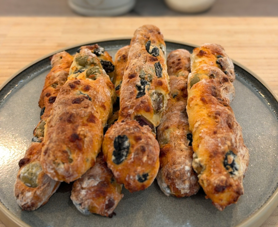 High-Protein Olive Skyr Breadsticks